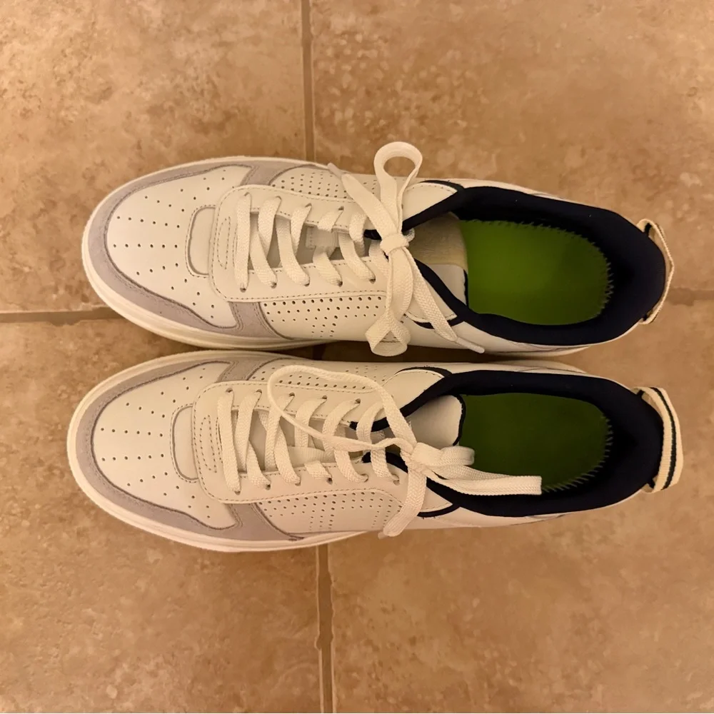 LE TIGRE women’s Midtown Sneakers
