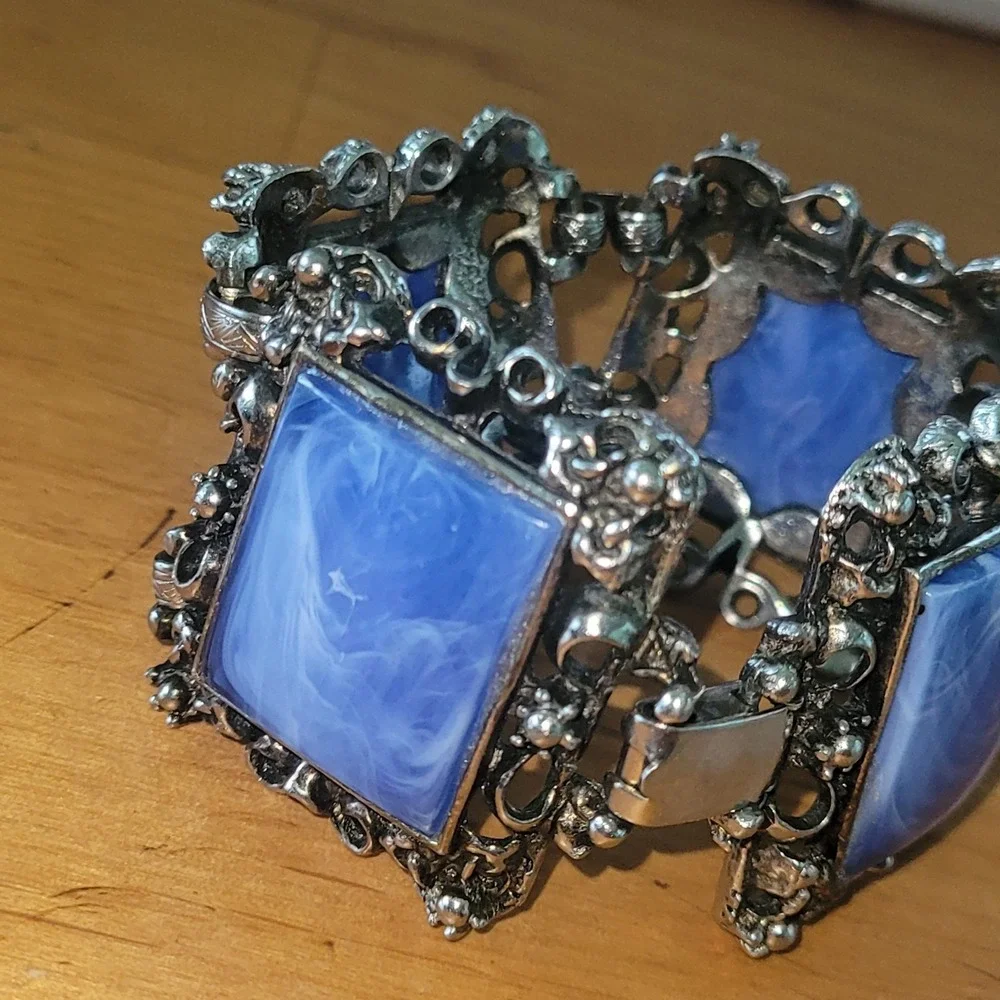 The Unbranded Brand estate jewelry