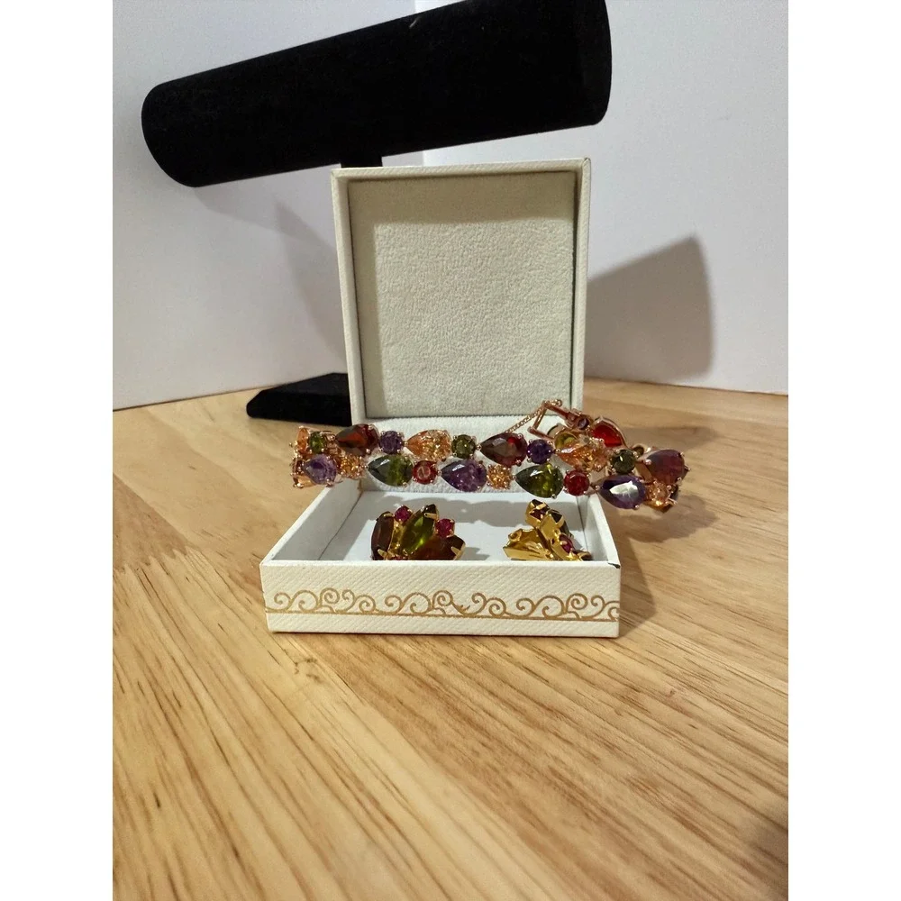 Nina Box add bold