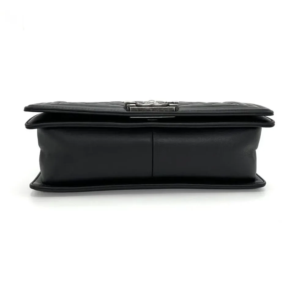 CHANEL brand color