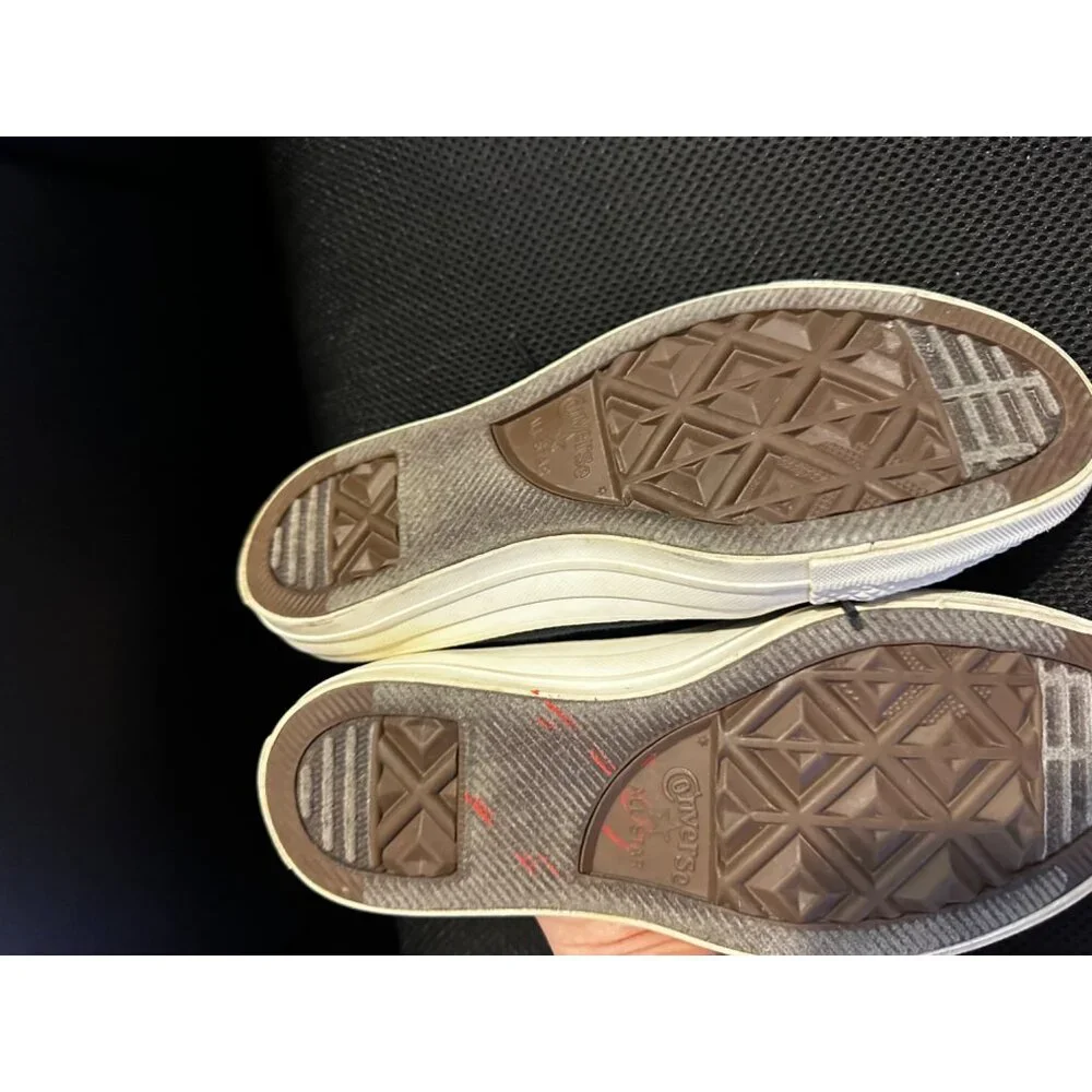 Converse accented gold