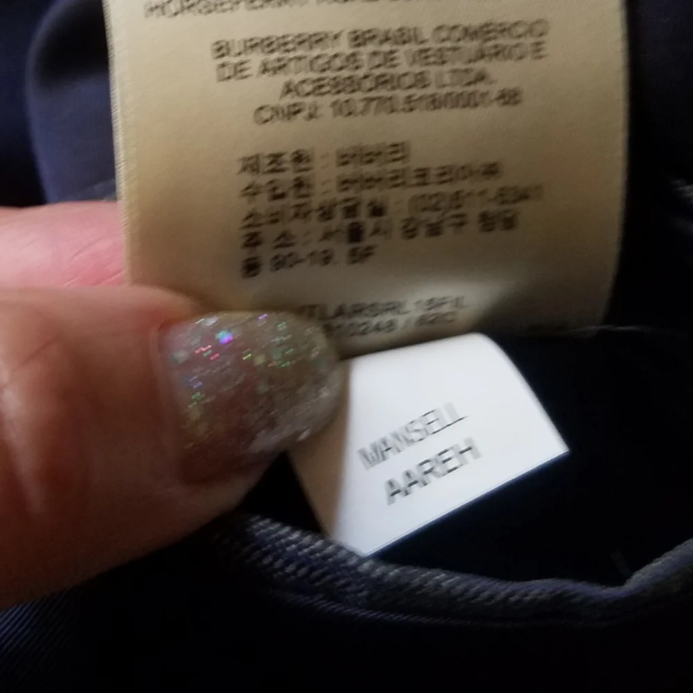 Burberry absolute excellent