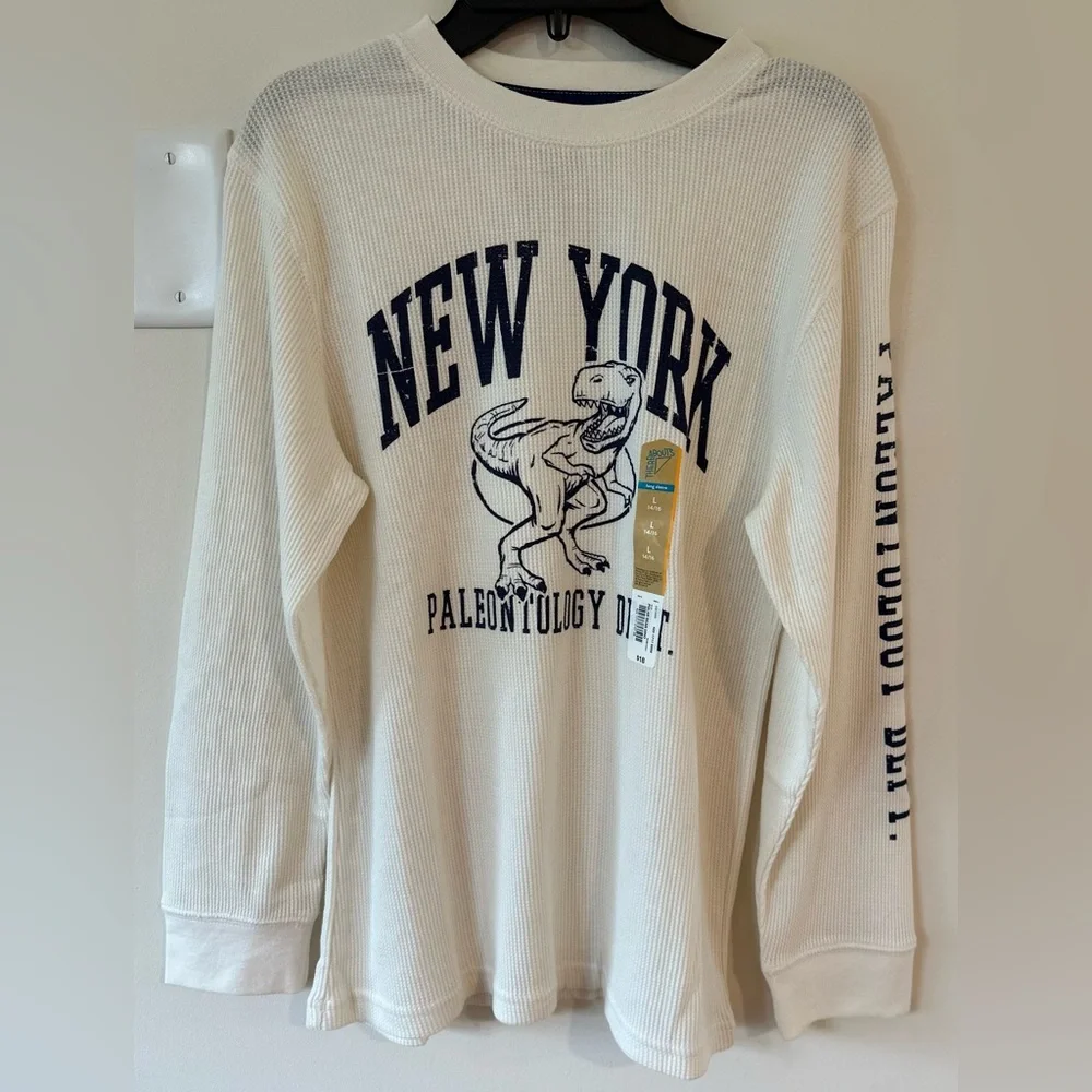 Thereabouts Boys Dinosaur Graphic Long Sleeve Tshirt NWT Size L 14/16