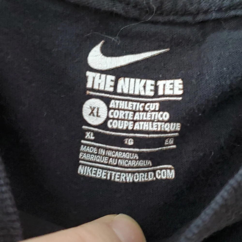 Nike good black