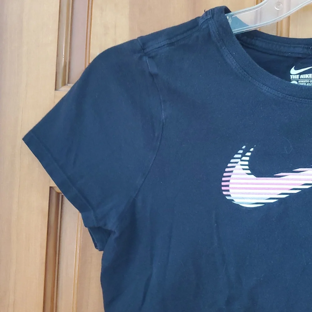 Nike good black