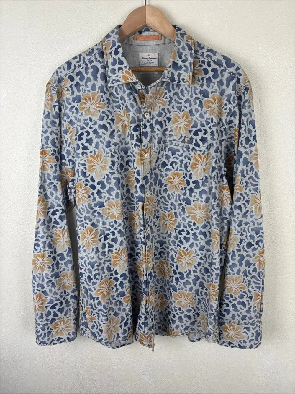Tommy Bahama Tropical Floral Button Front Shirt Mens L Island Modern Fit Cotton