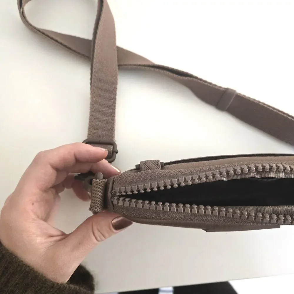 Dagne Dover zip color