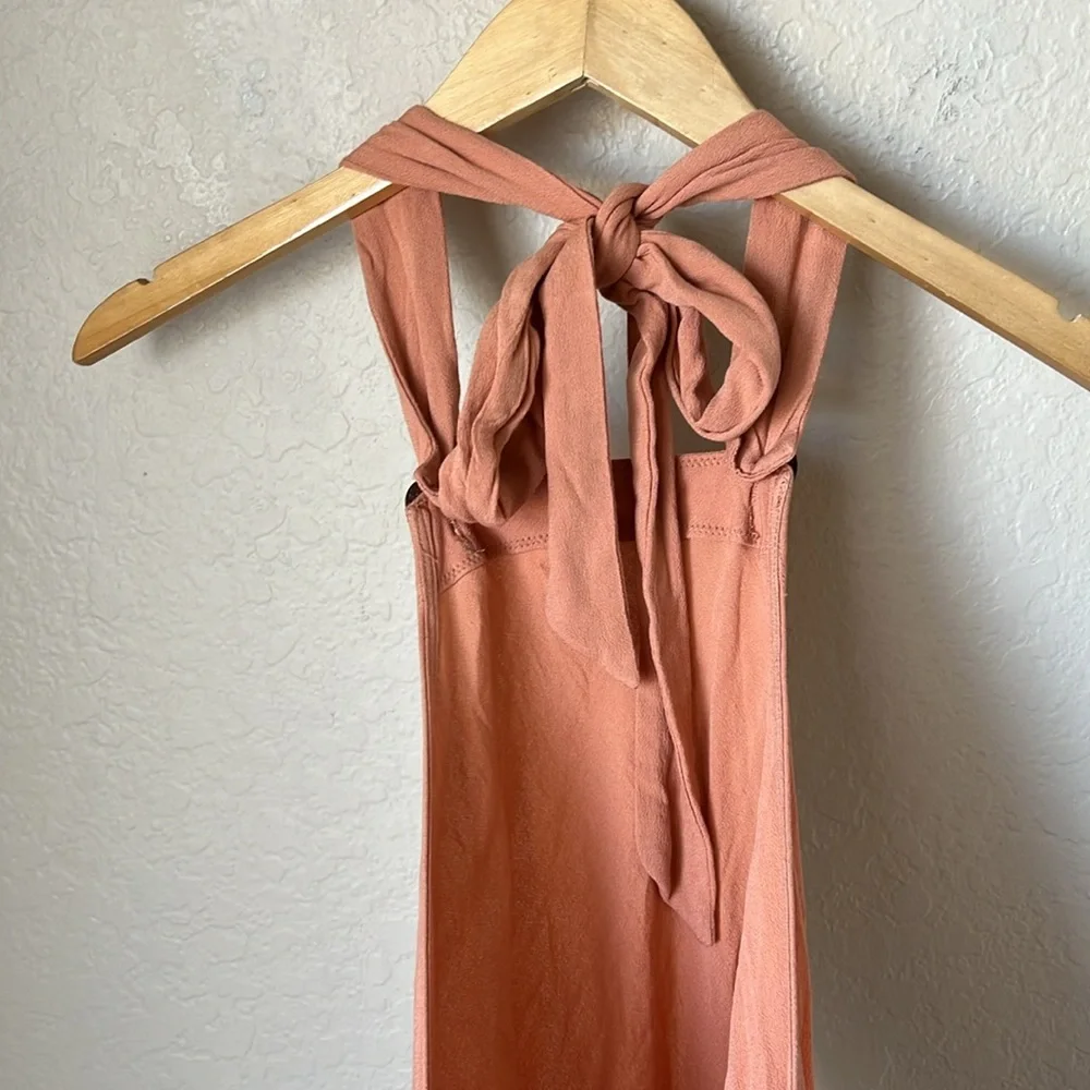 Free People reposhing this