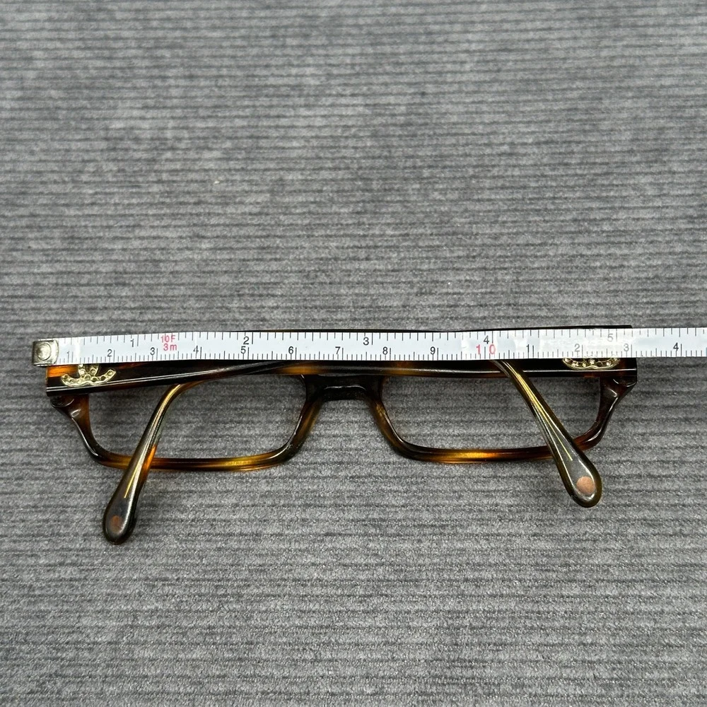 CHANEL eyeglasses feature