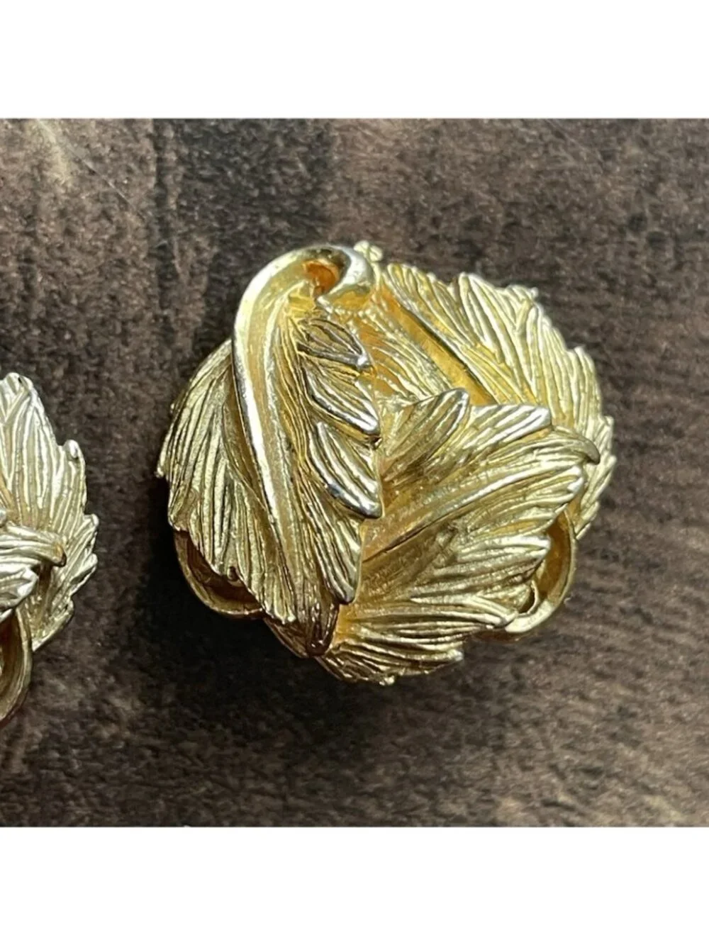 Vintage 1980 gold