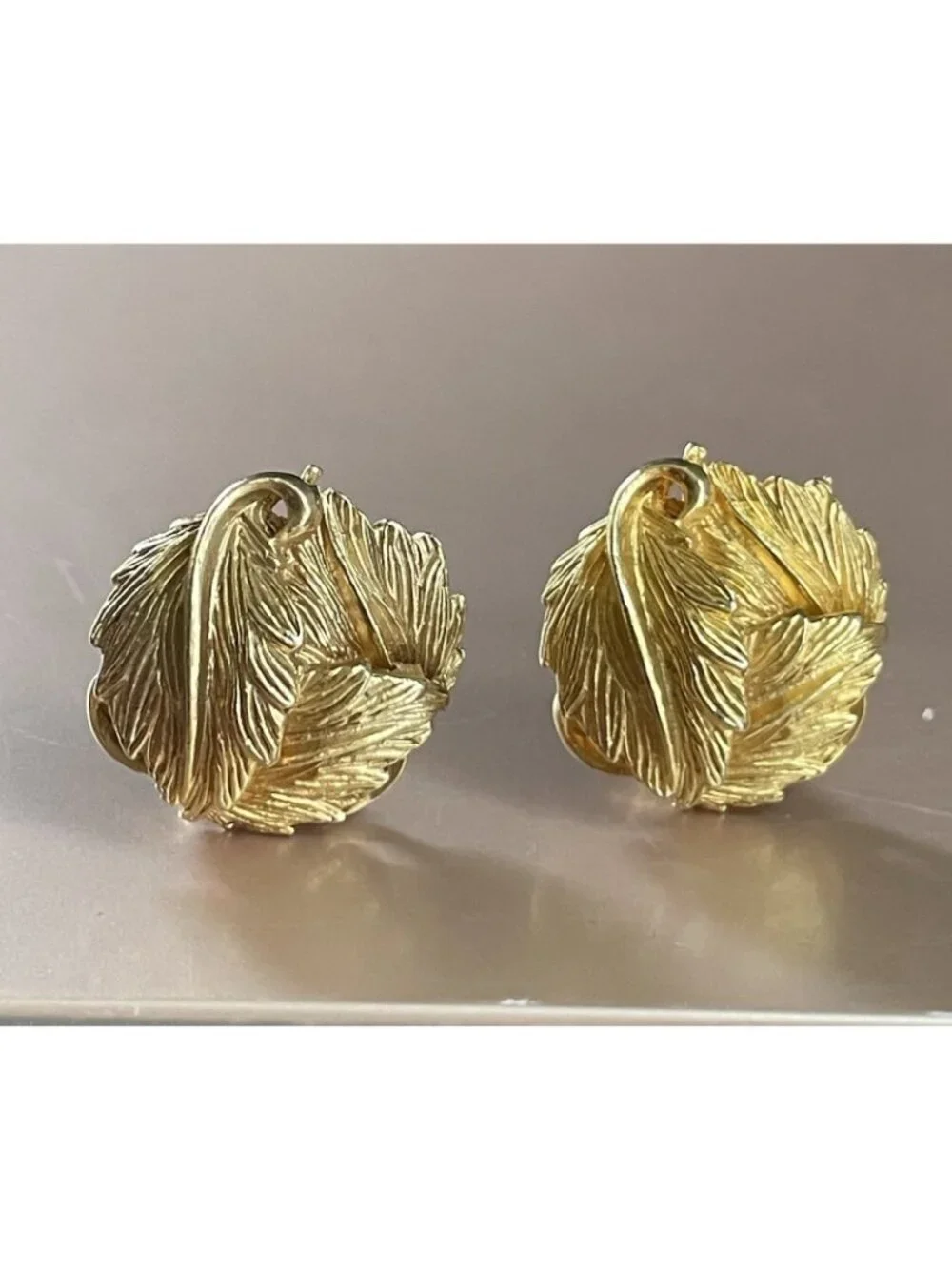 Vintage 1980 gold