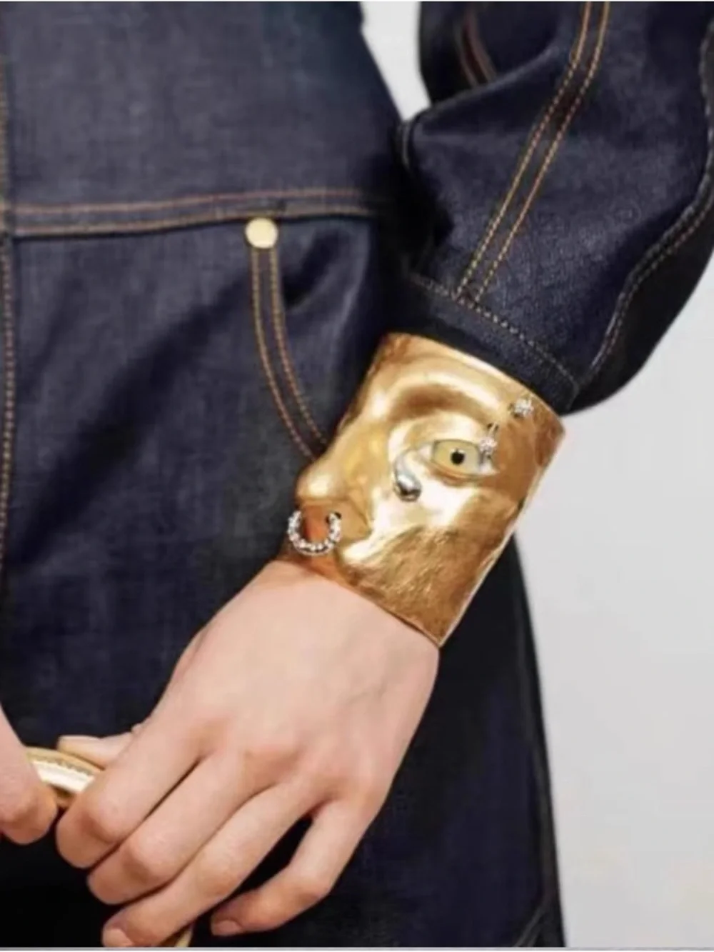 Schiaparelli bold gold
