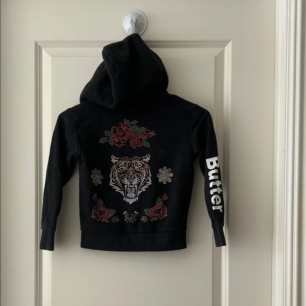 Butter cozy black
