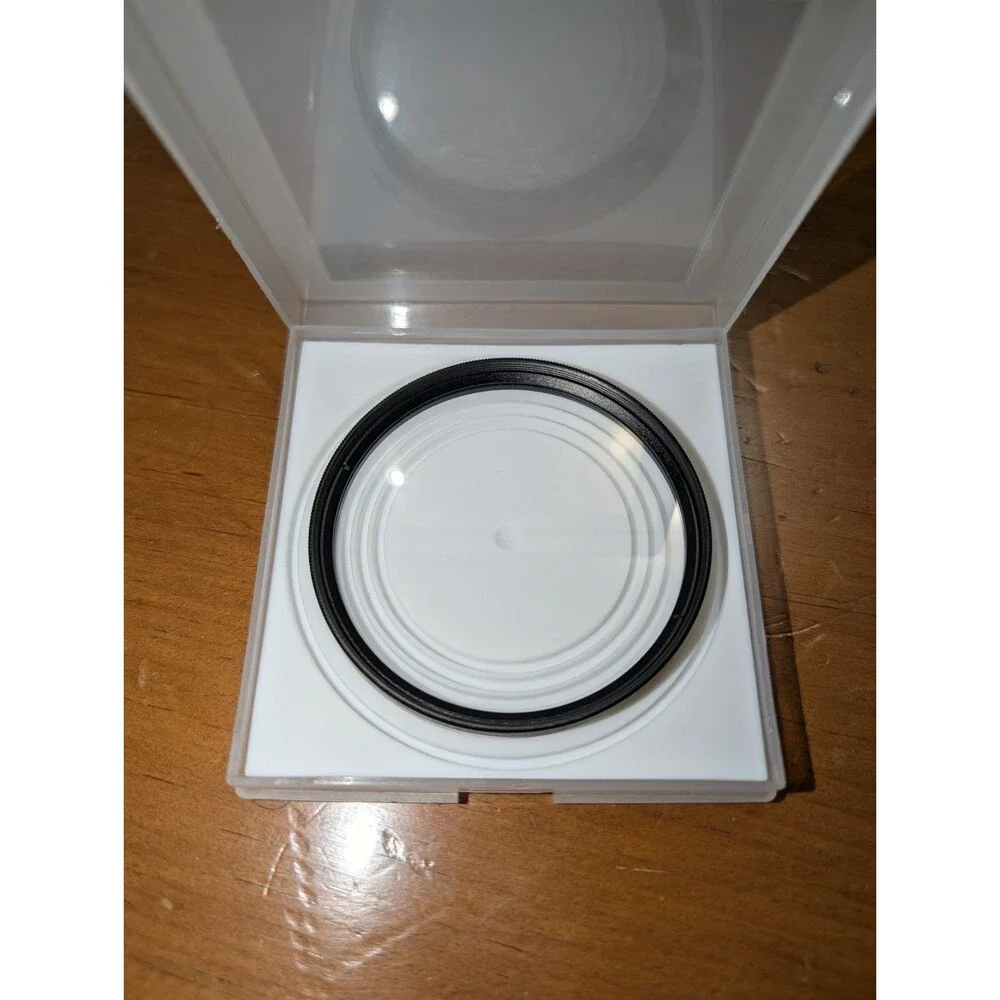 Amazon Basics Nikon Nikkor 67mm UV Lens Filter 18-300mm