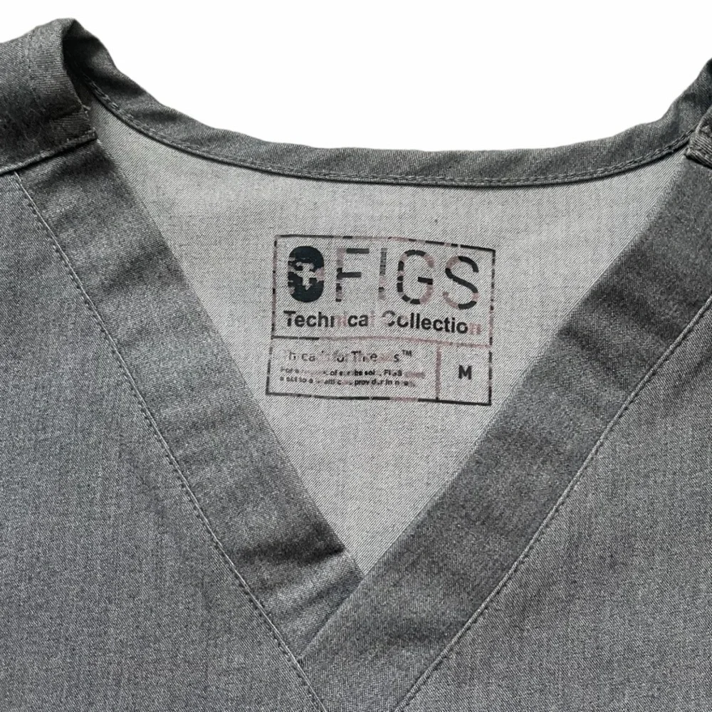 Figs side sleeve spandex