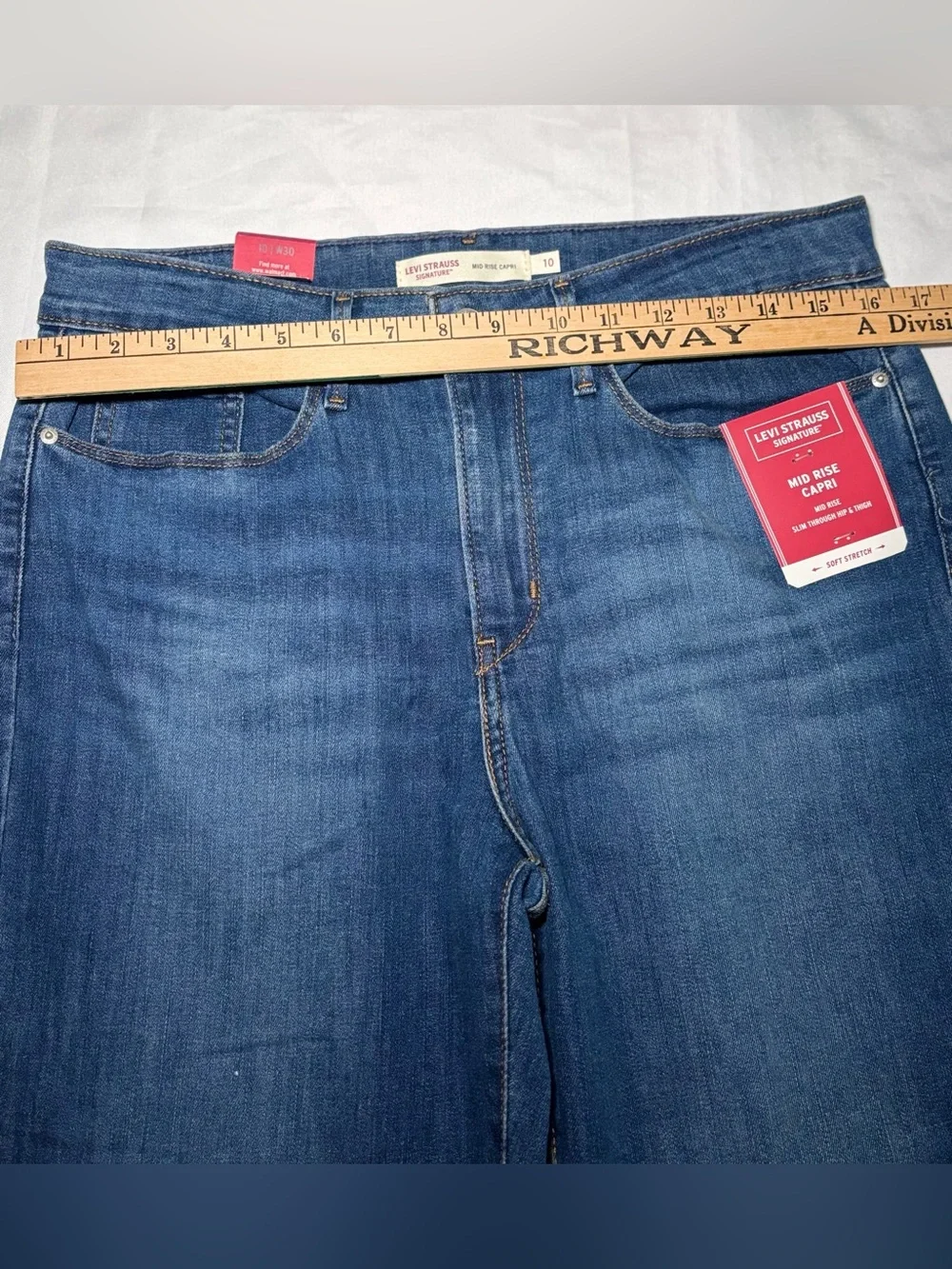 Signature by Levi Strauss brand new