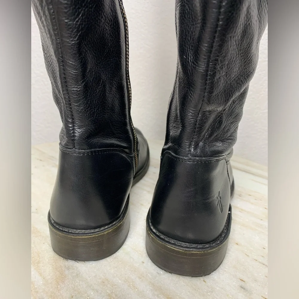 Frye like new