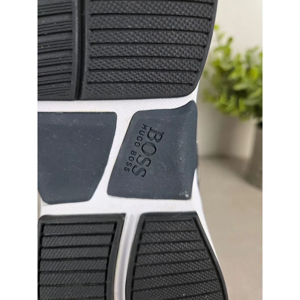 Hugo Boss don have
