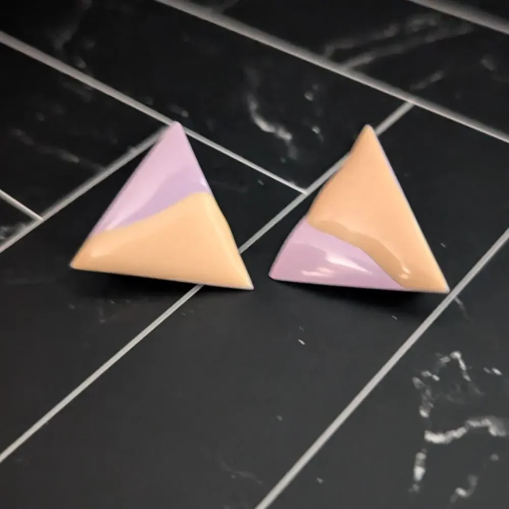 Vintage clip earrings