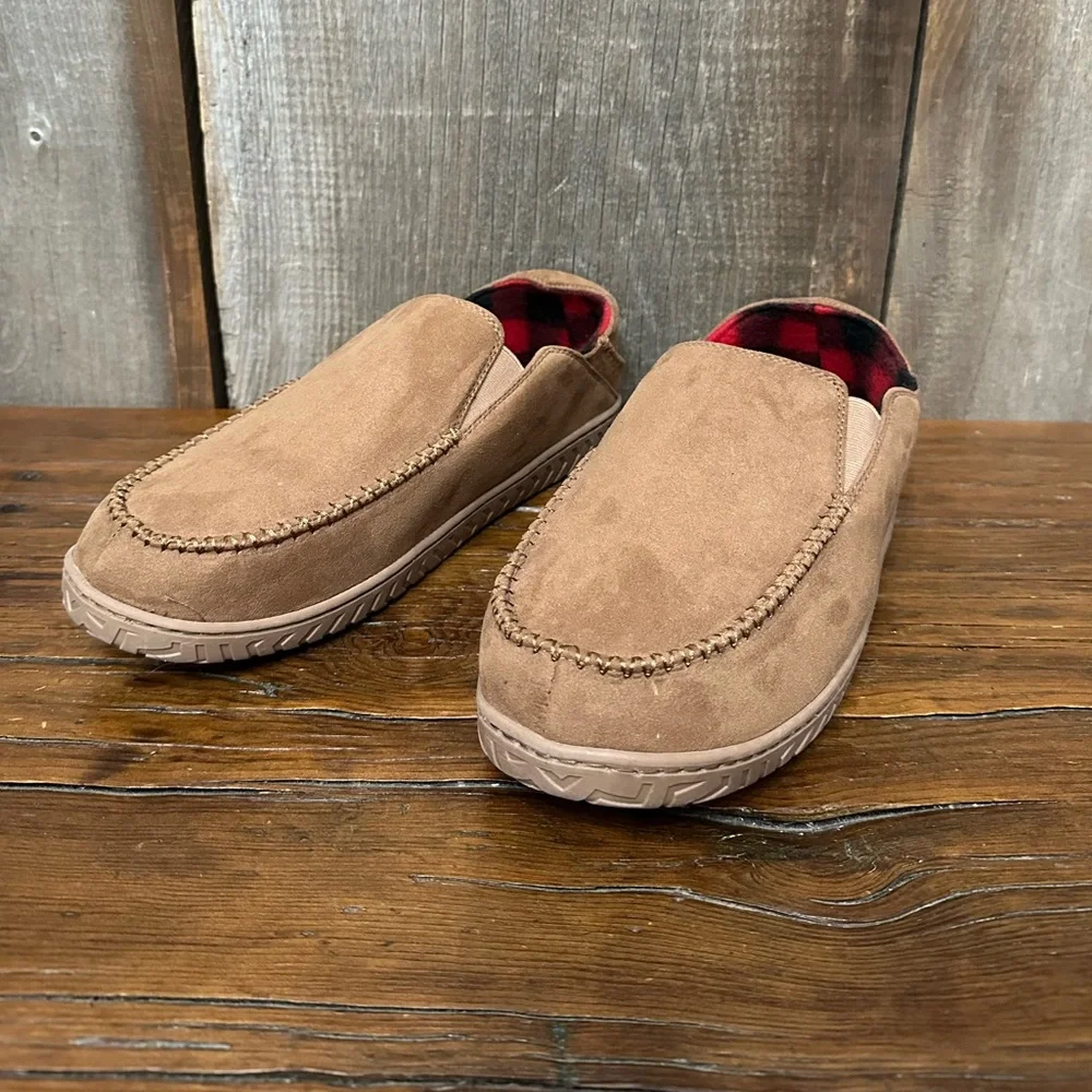 Old Navy Faux Suede Moccasin Slipper Tan Size Large 10-11 Men’s Buffalo Check