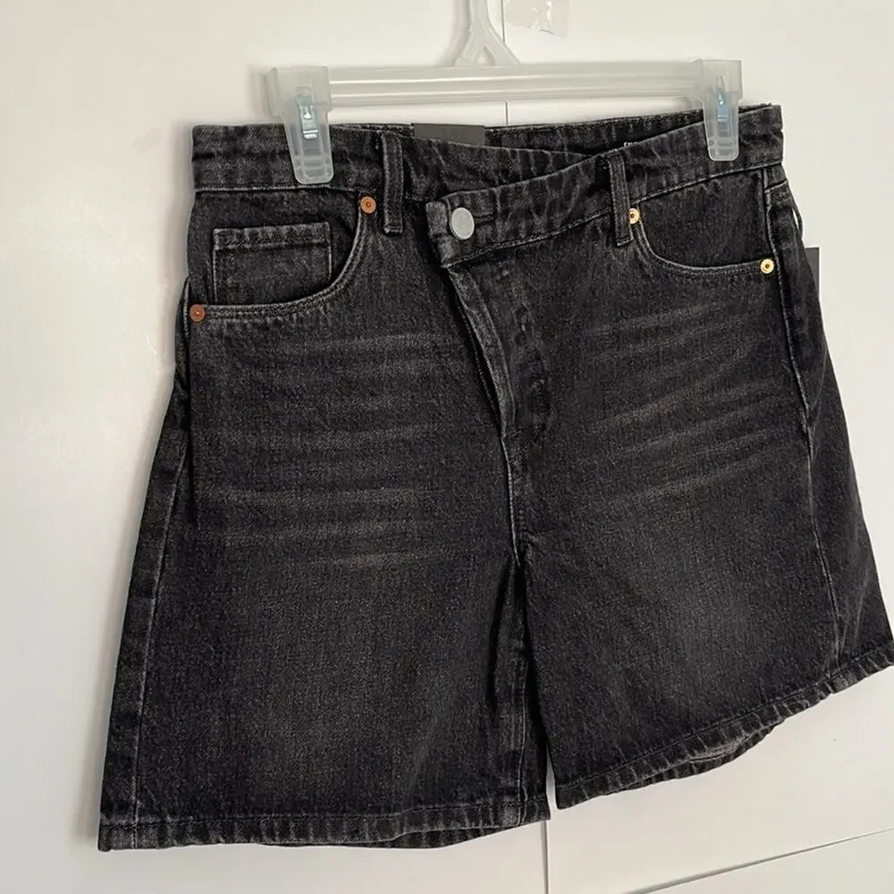 NWT Blank NYC  The Warren Short