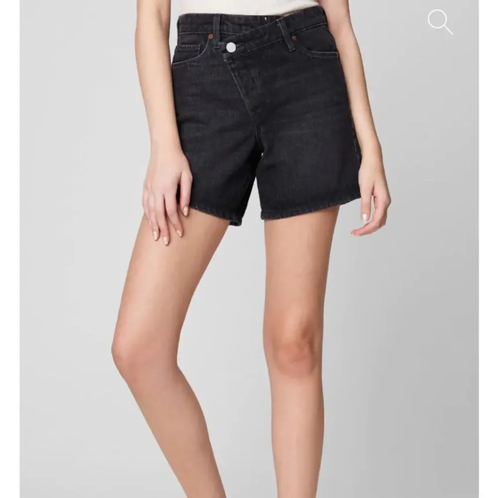 NWT Blank NYC  The Warren Short