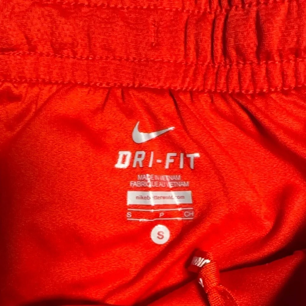 Nike vibrant red
