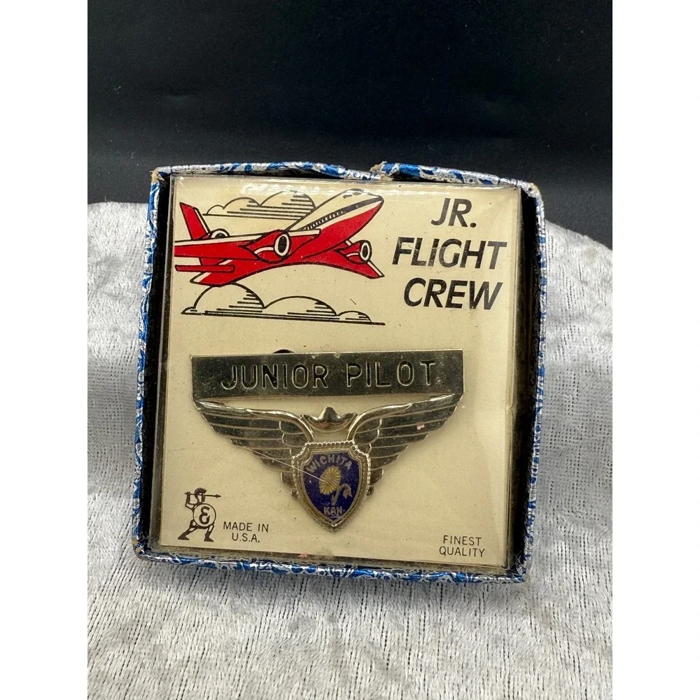 Vintage Junior Flight Crew Brooch Pin Wichita, Kansas‎ In Box