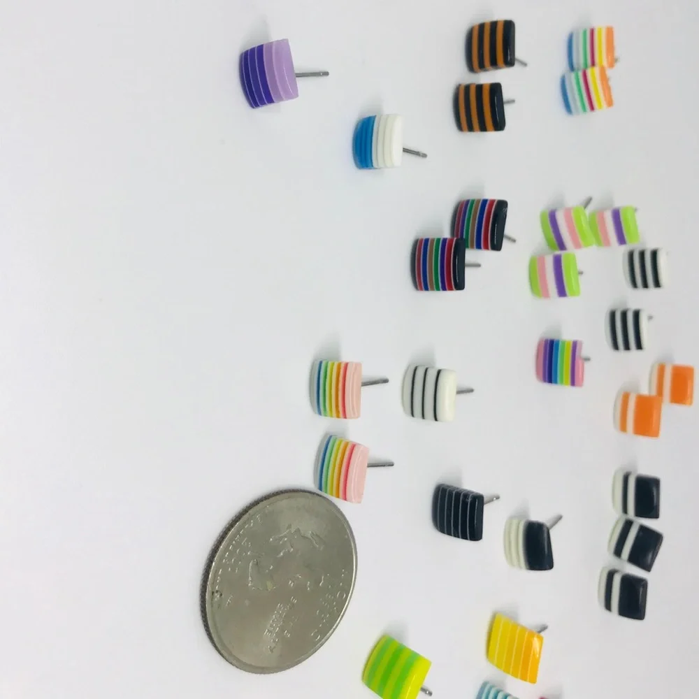 FromAtoZgifts minimalist striped