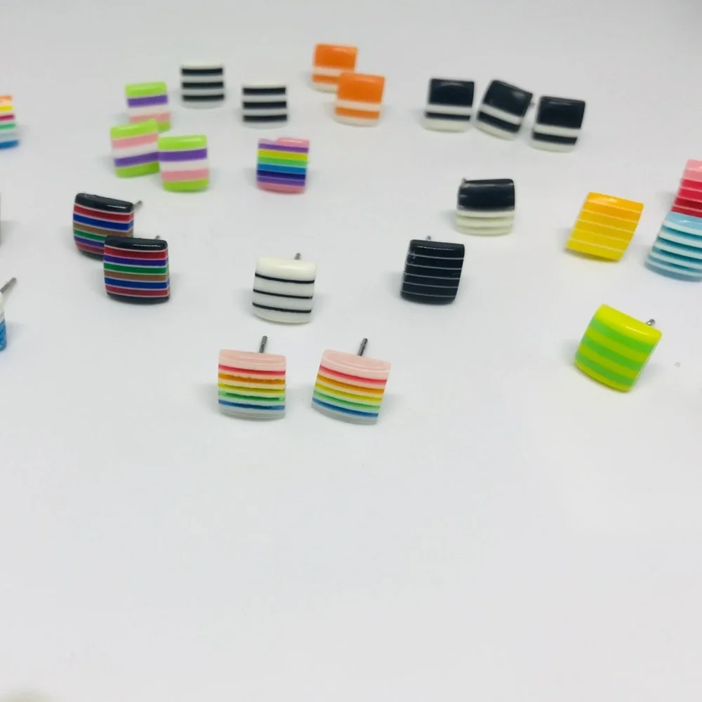 FromAtoZgifts minimalist striped