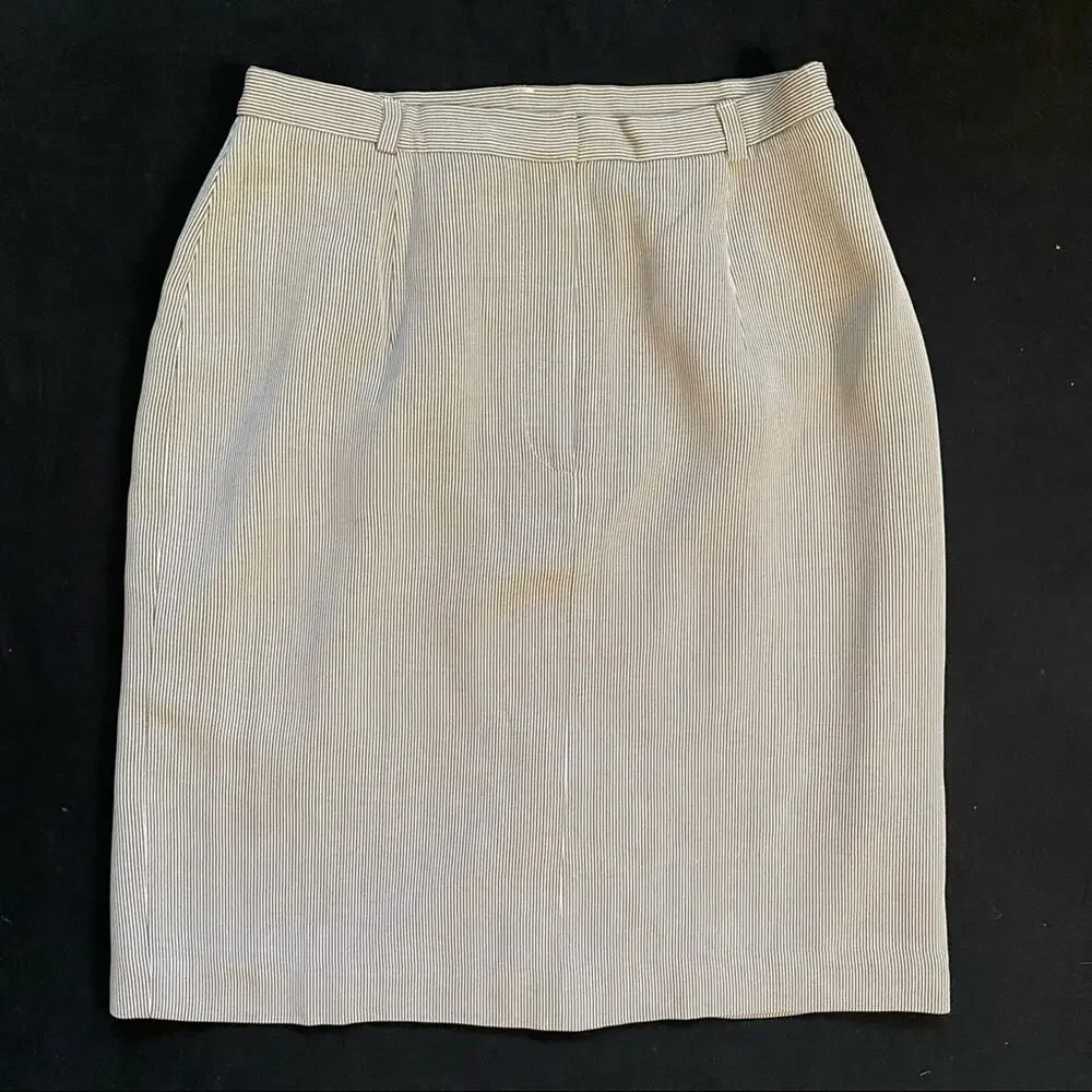 Talbots Pencil Skirt Womens 2P Brown White Pinstripe Excellent‎ Italian Fabric