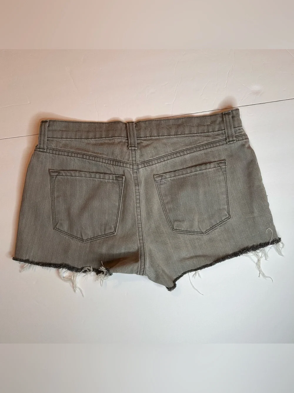 J Brand Grey Distressed Denim Cutoff Shorts Size 25