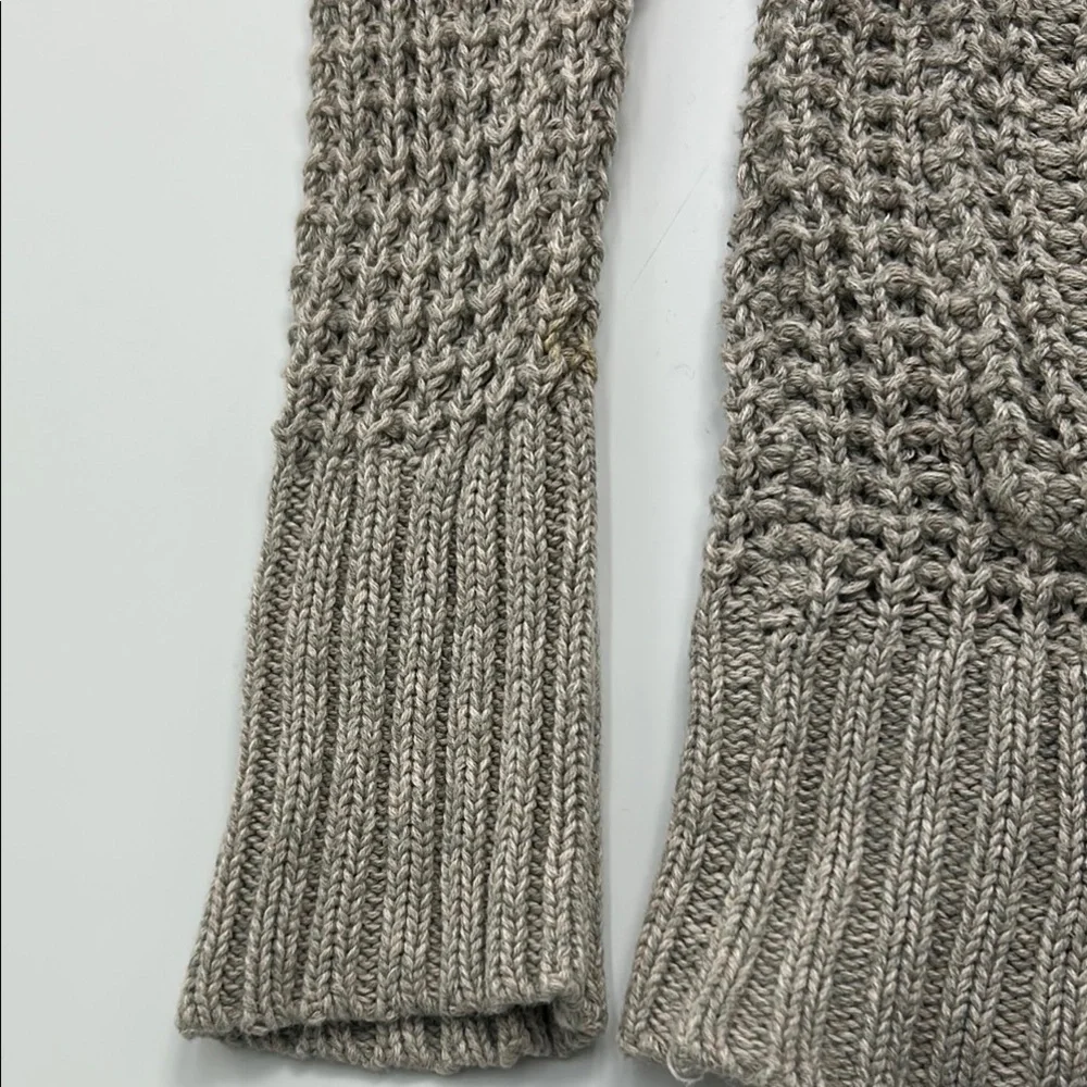 American Eagle Outfitters bella swan