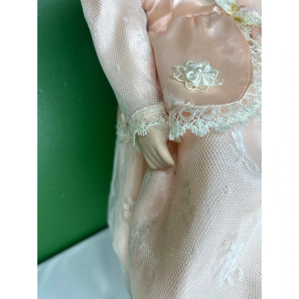 N/A vintage porcelain