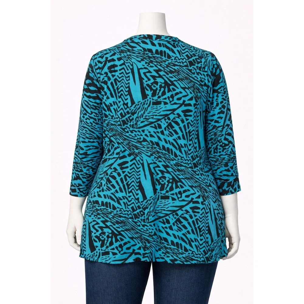 Susan Graver flattering black