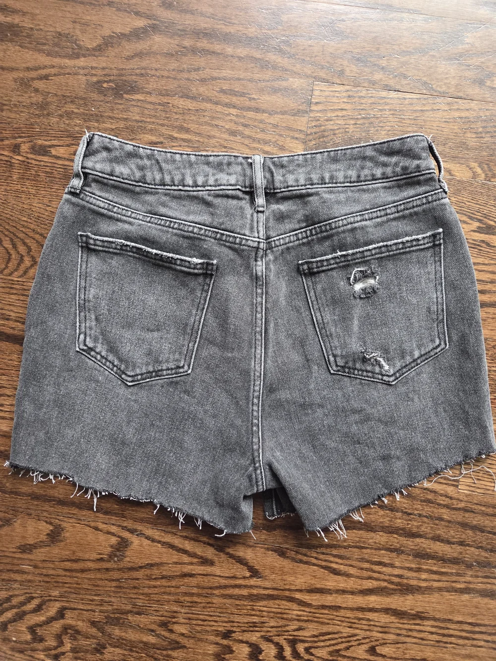 PacSun Gray Distressed High-Rise Mom Jean Shorts