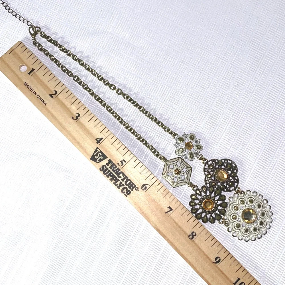 N/A statement necklace