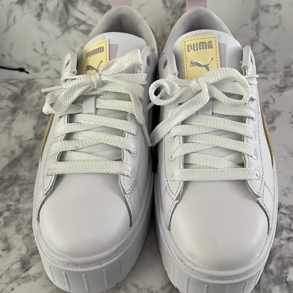 Puma here pair