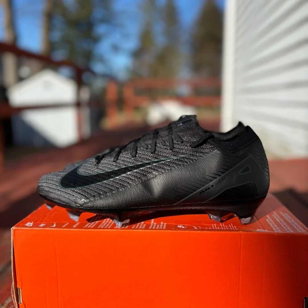 Nike Zoom Mercurial Vapor 16 Elite FG Soccer Cleats