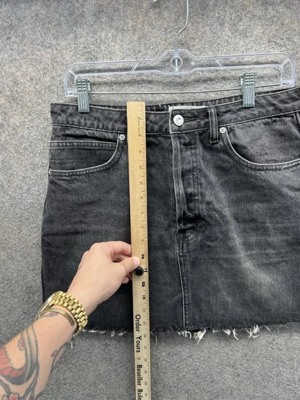 We The Free Skirt Womens 30 Gray Denim Mini Raw Frayed Hem Buckle Back Pockets