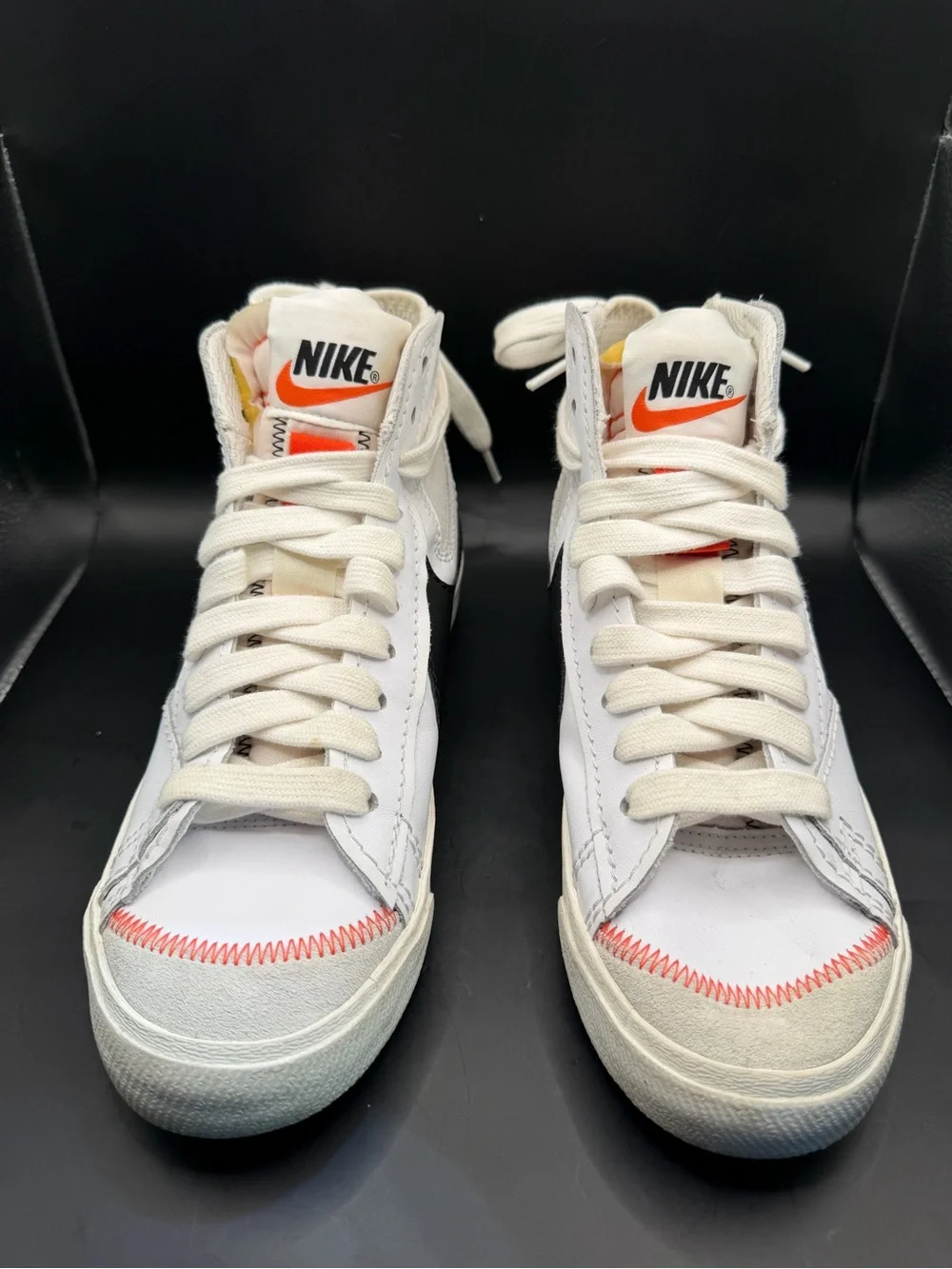 Nike 🤍🖤 sb