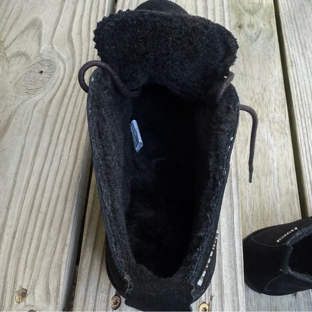 BearPaw wool snow