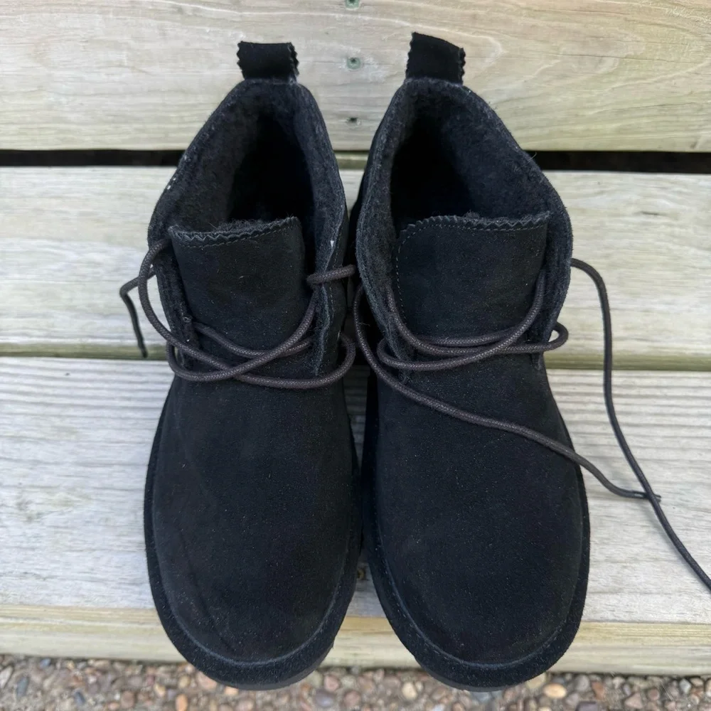 BearPaw part examine