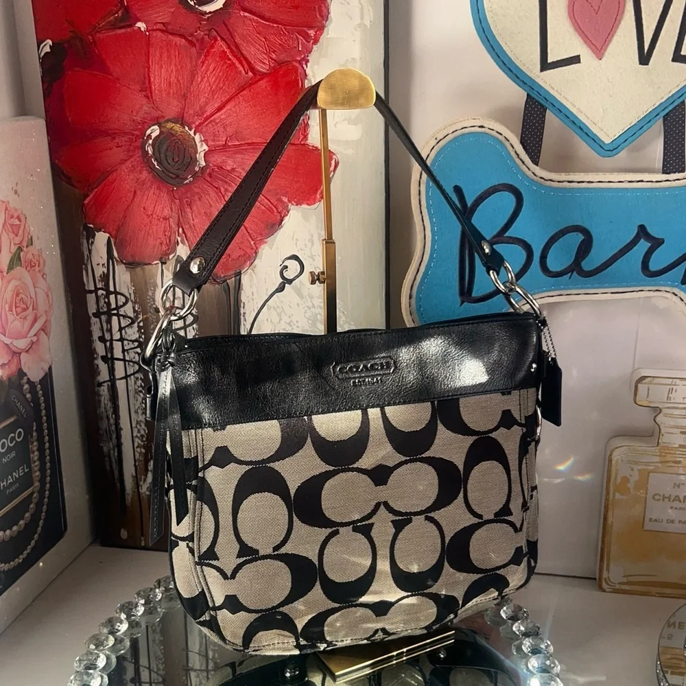 Coach elegant women