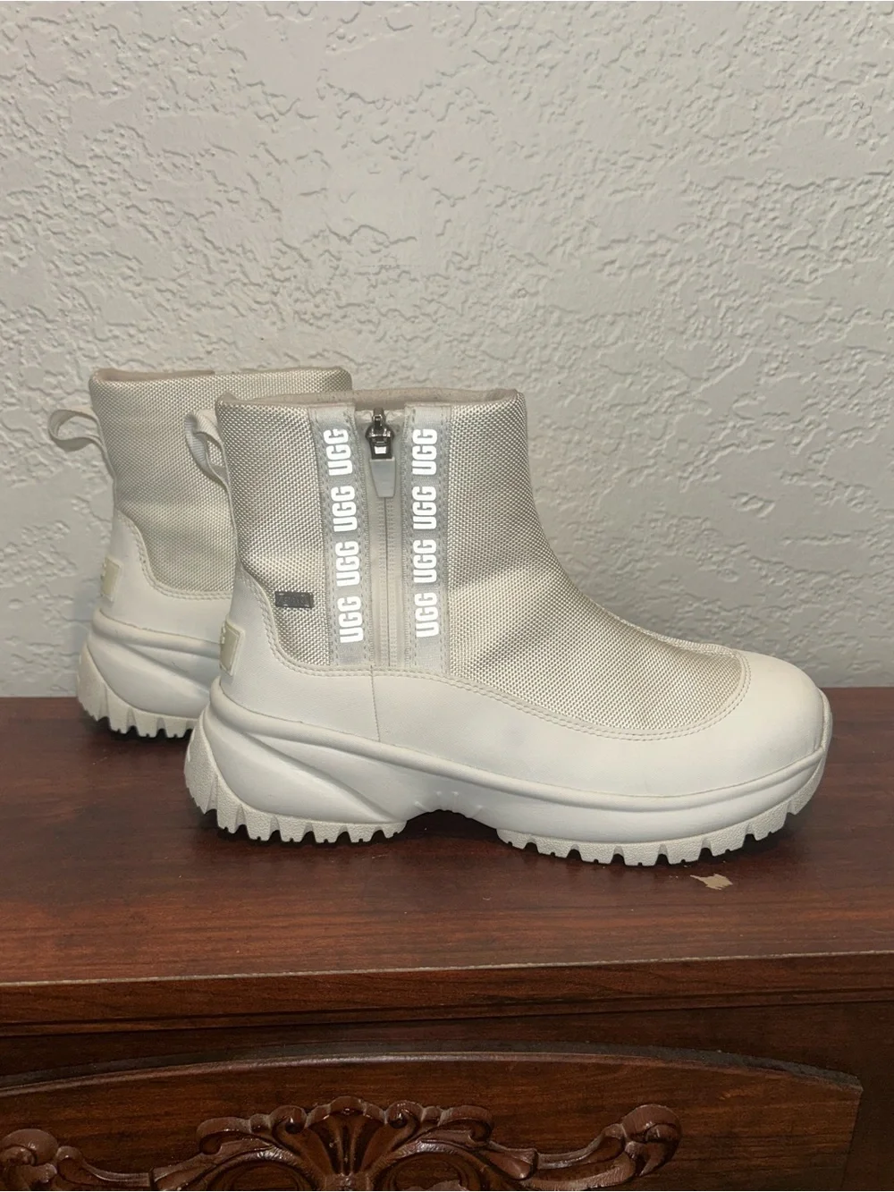 UGG sporty ankle