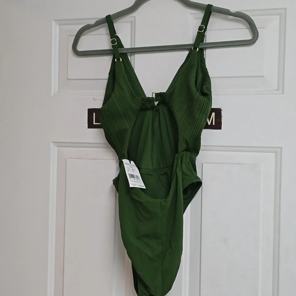 Robin Piccone elegant green