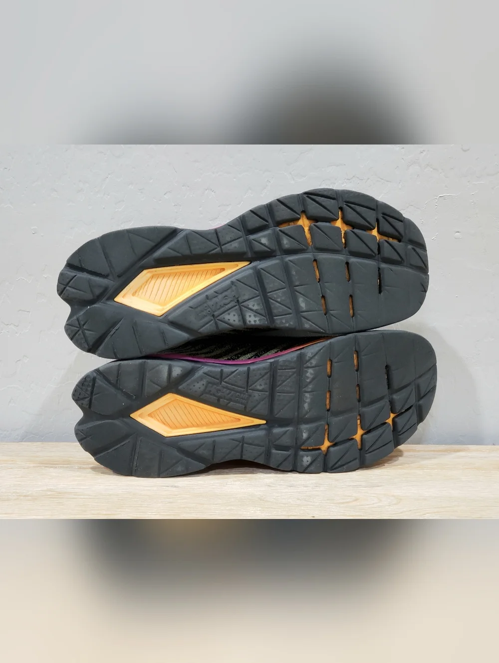 Hoka One One hoka one