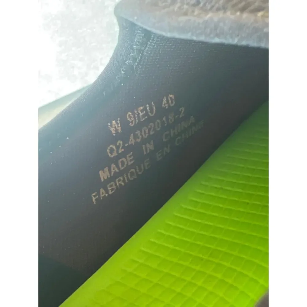 OOFOS style profile
