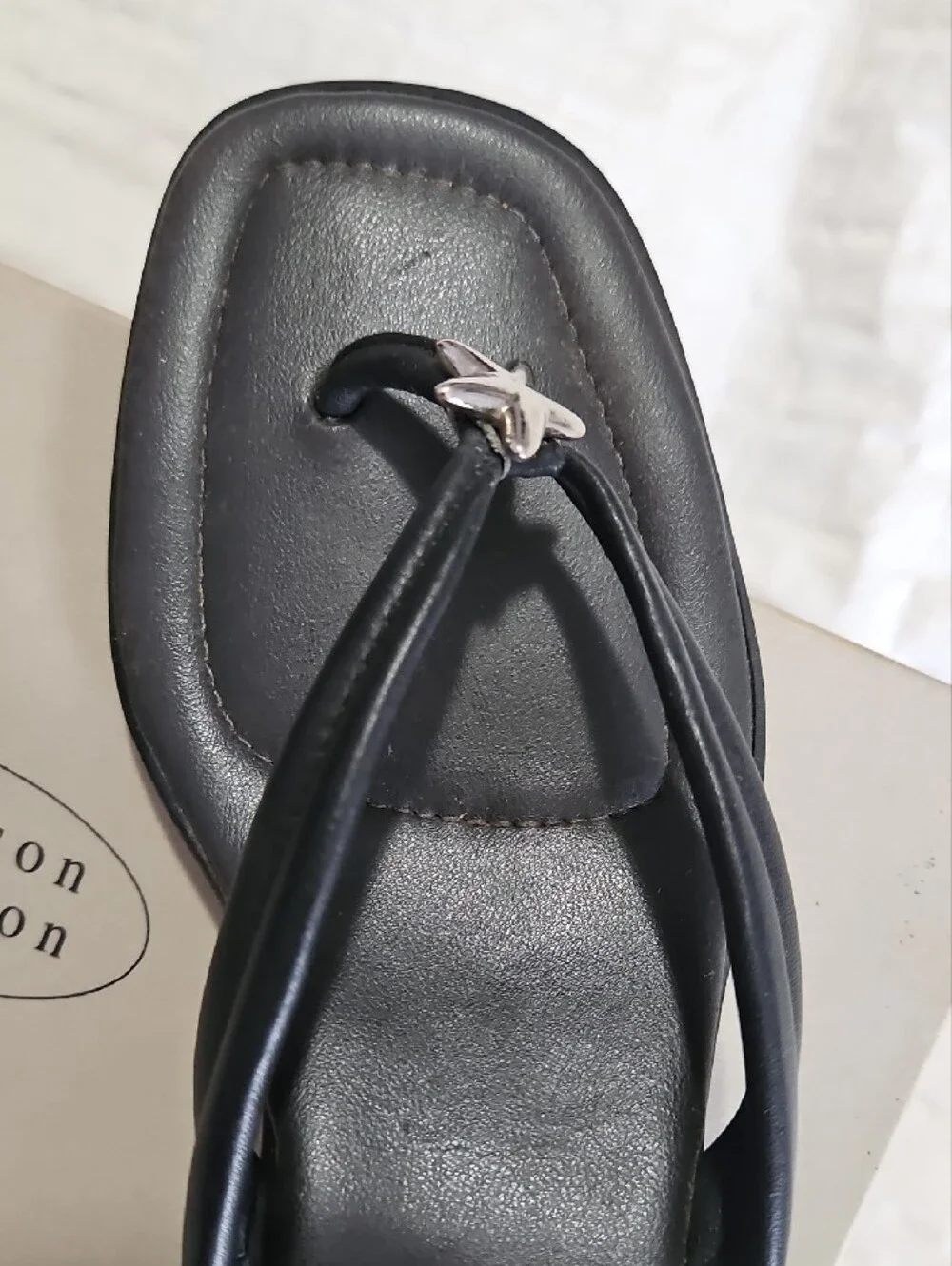 Sigerson Morrison sleek black
