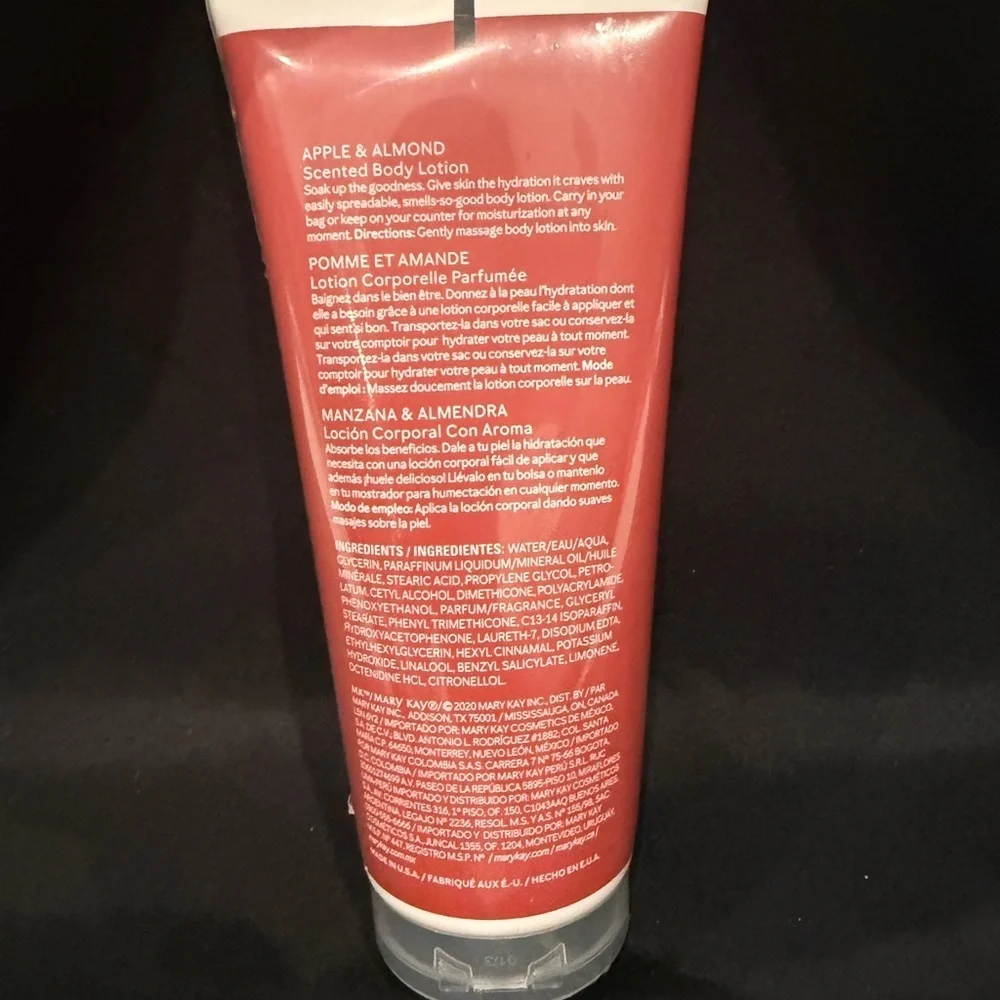 Mary Kay Apple & Almond Body Care Set - Shower Gel & Body Lotion